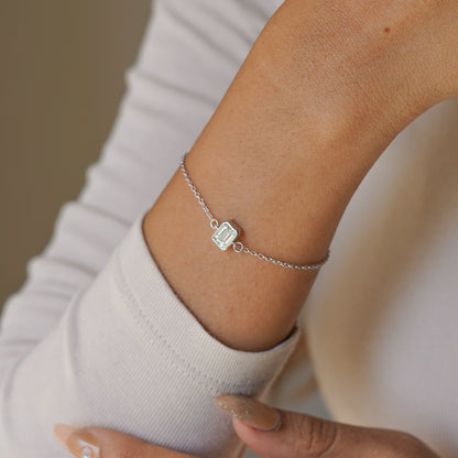Solify Emerald Solitaire Moissanite Bracelet