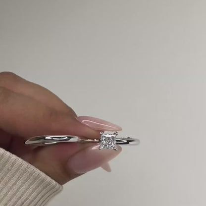 Statement Two Finger Ring