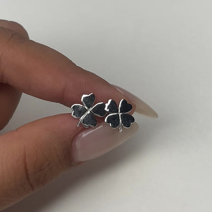 Clover studs